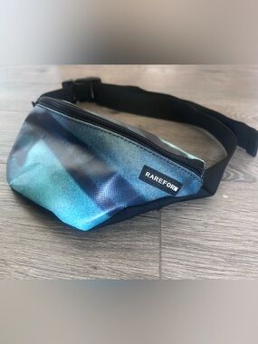 Rareform Women's Blue-Green Belt Bag